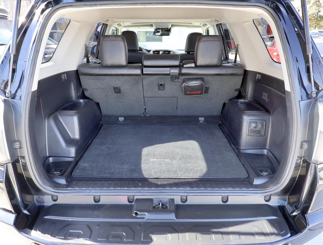Toyota 4Runner TRD PRO 4WD 2022