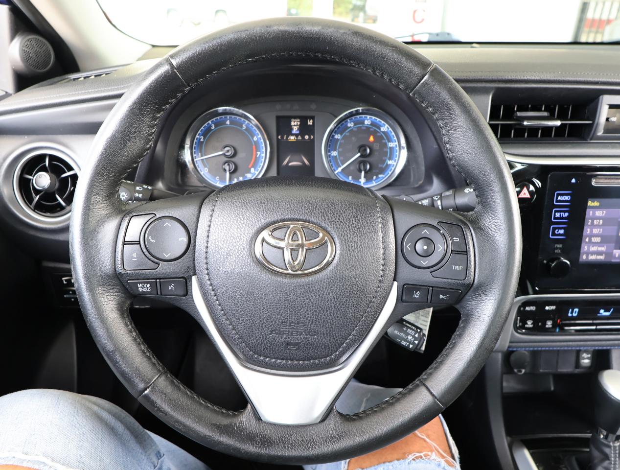 Toyota Corolla SE 2017