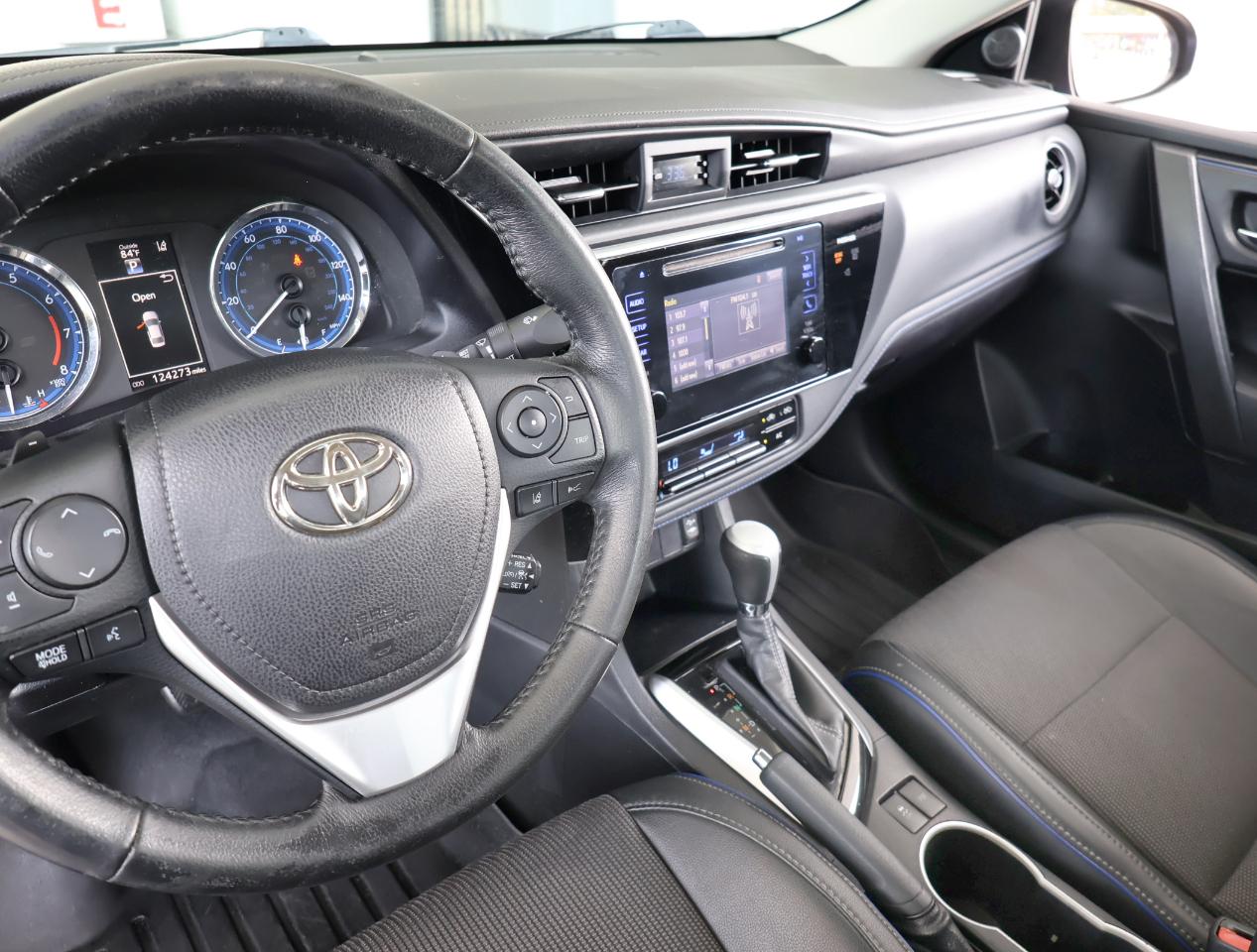 Toyota Corolla SE 2017
