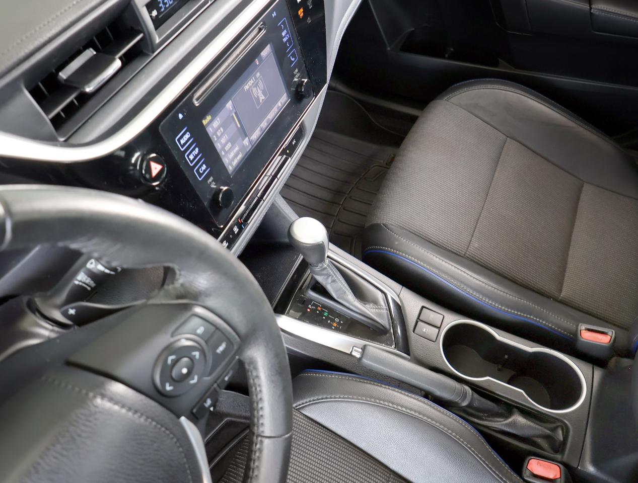 Toyota Corolla SE 2017