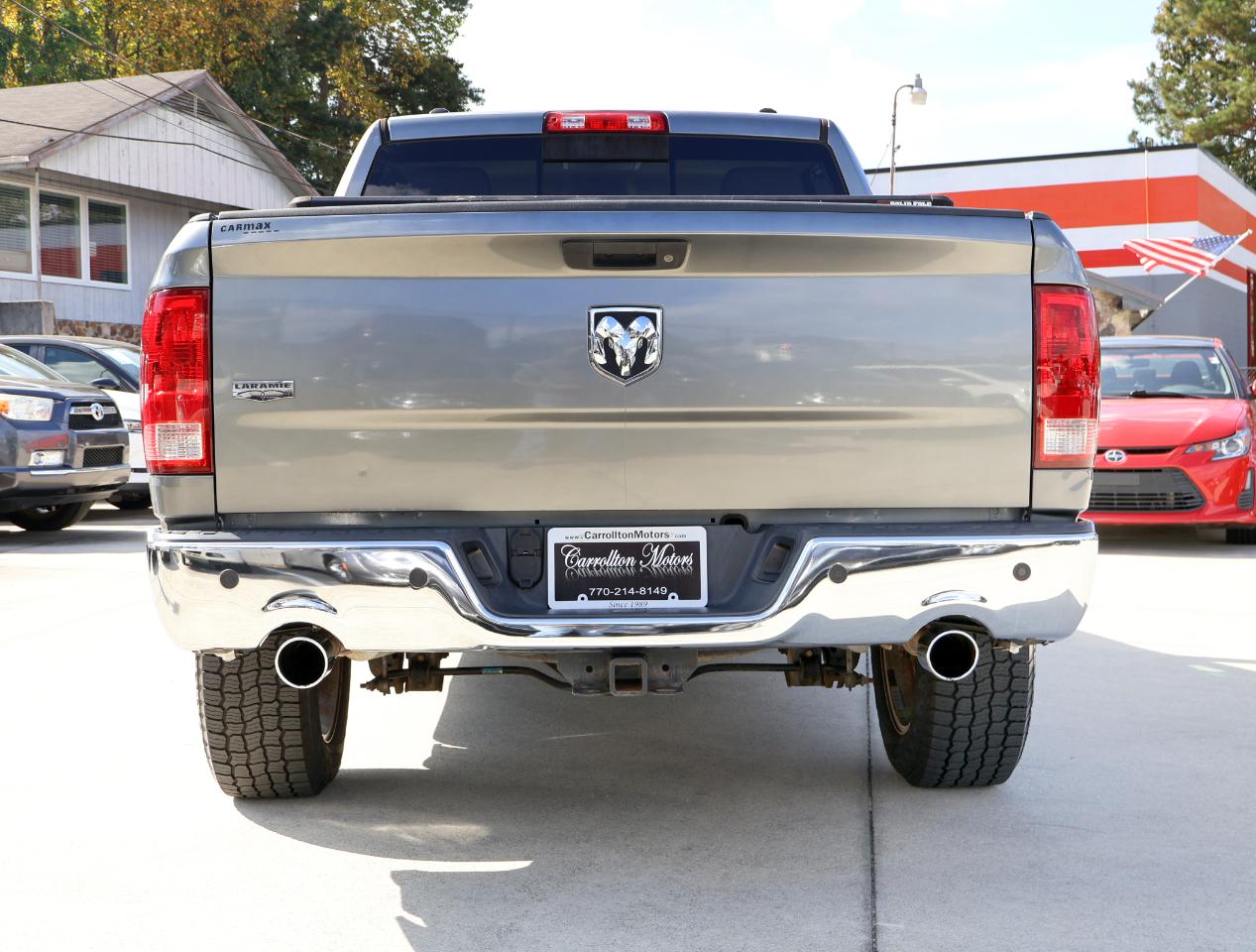 RAM 1500 Laramie Crew Cab 2WD 2011