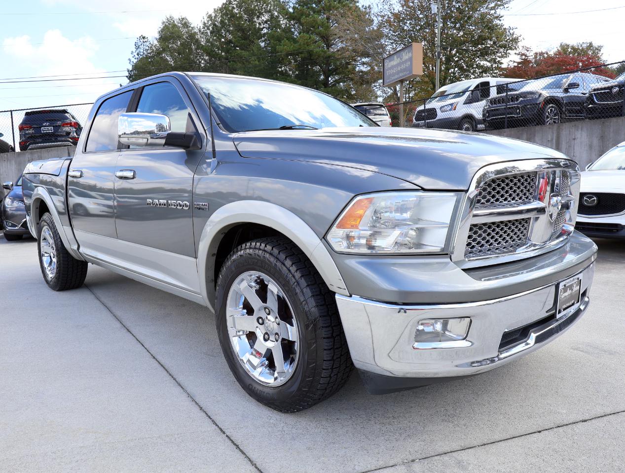 RAM 1500 Laramie Crew Cab 2WD 2011