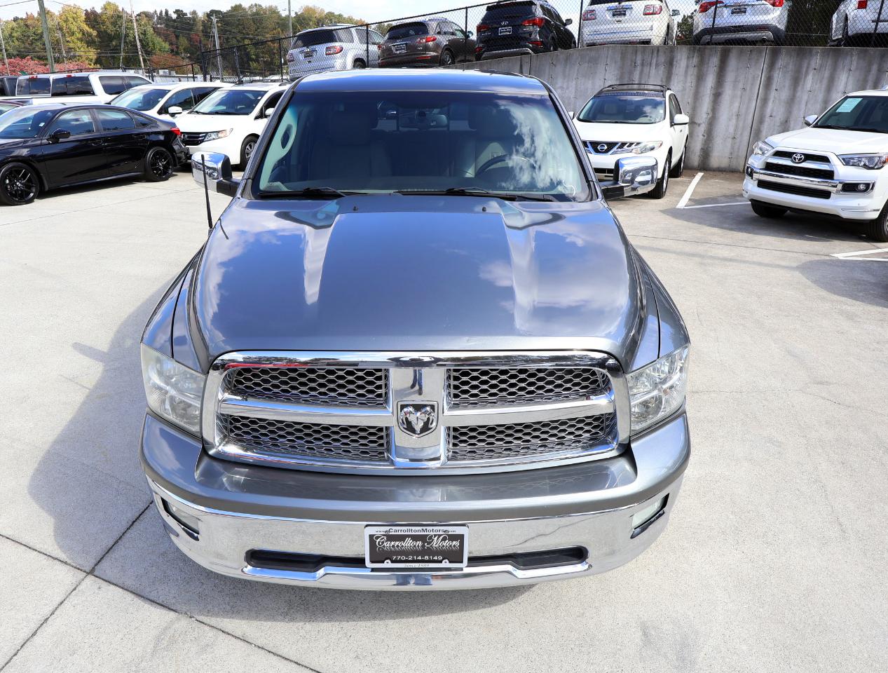 RAM 1500 Laramie Crew Cab 2WD 2011
