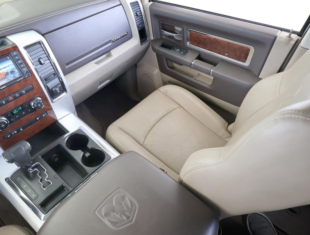 RAM 1500 Laramie Crew Cab 2WD 2011
