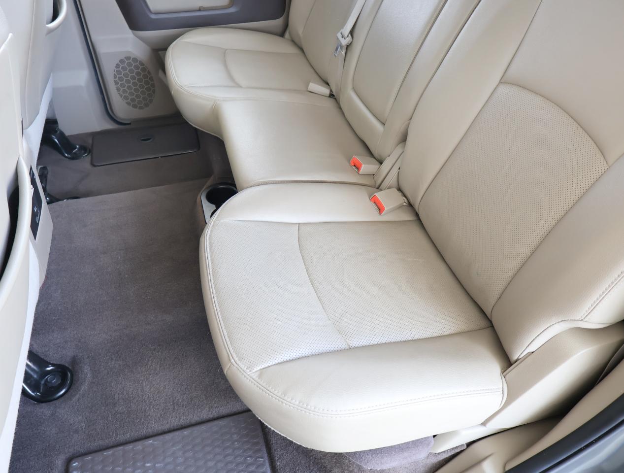 RAM 1500 Laramie Crew Cab 2WD 2011