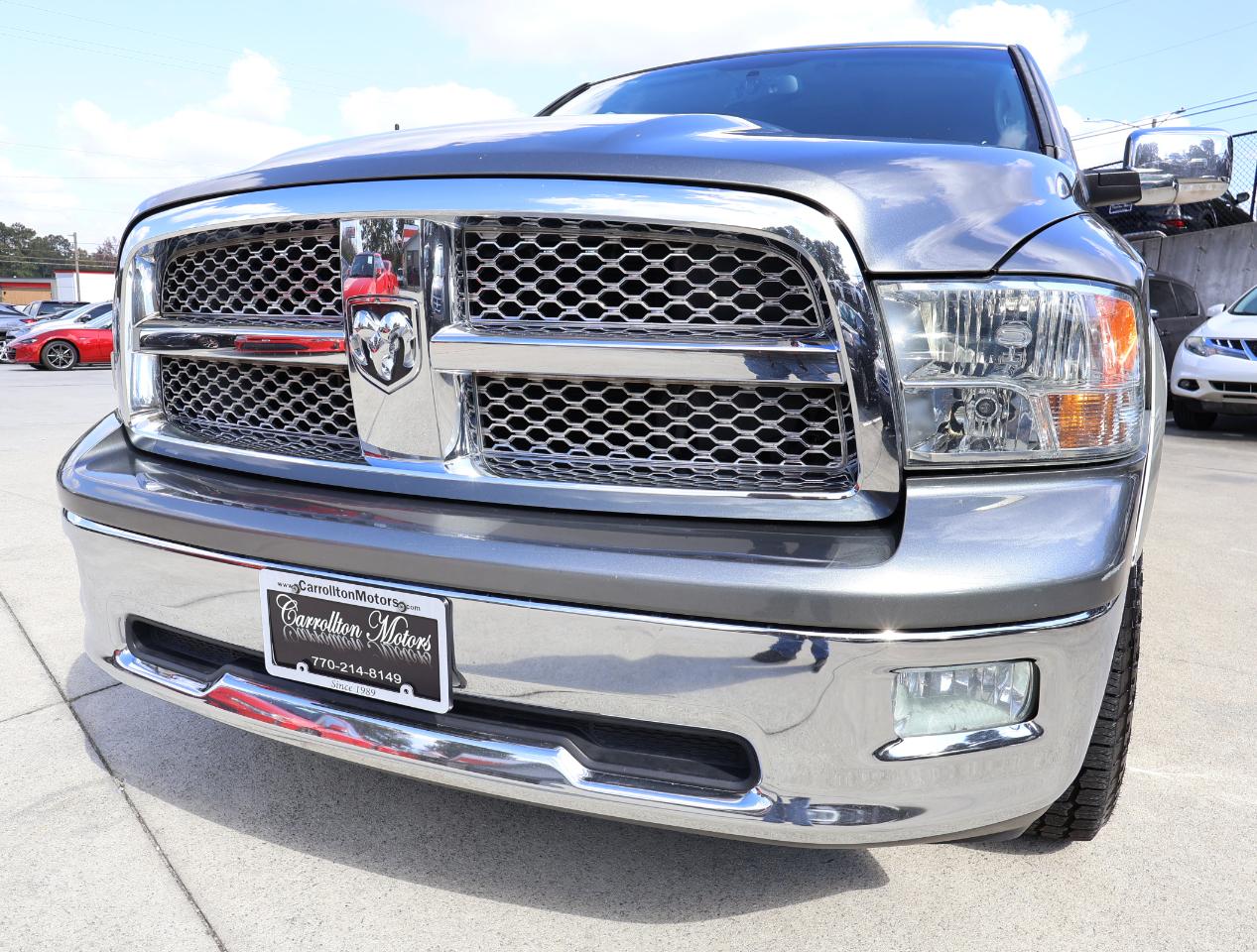 RAM 1500 Laramie Crew Cab 2WD 2011