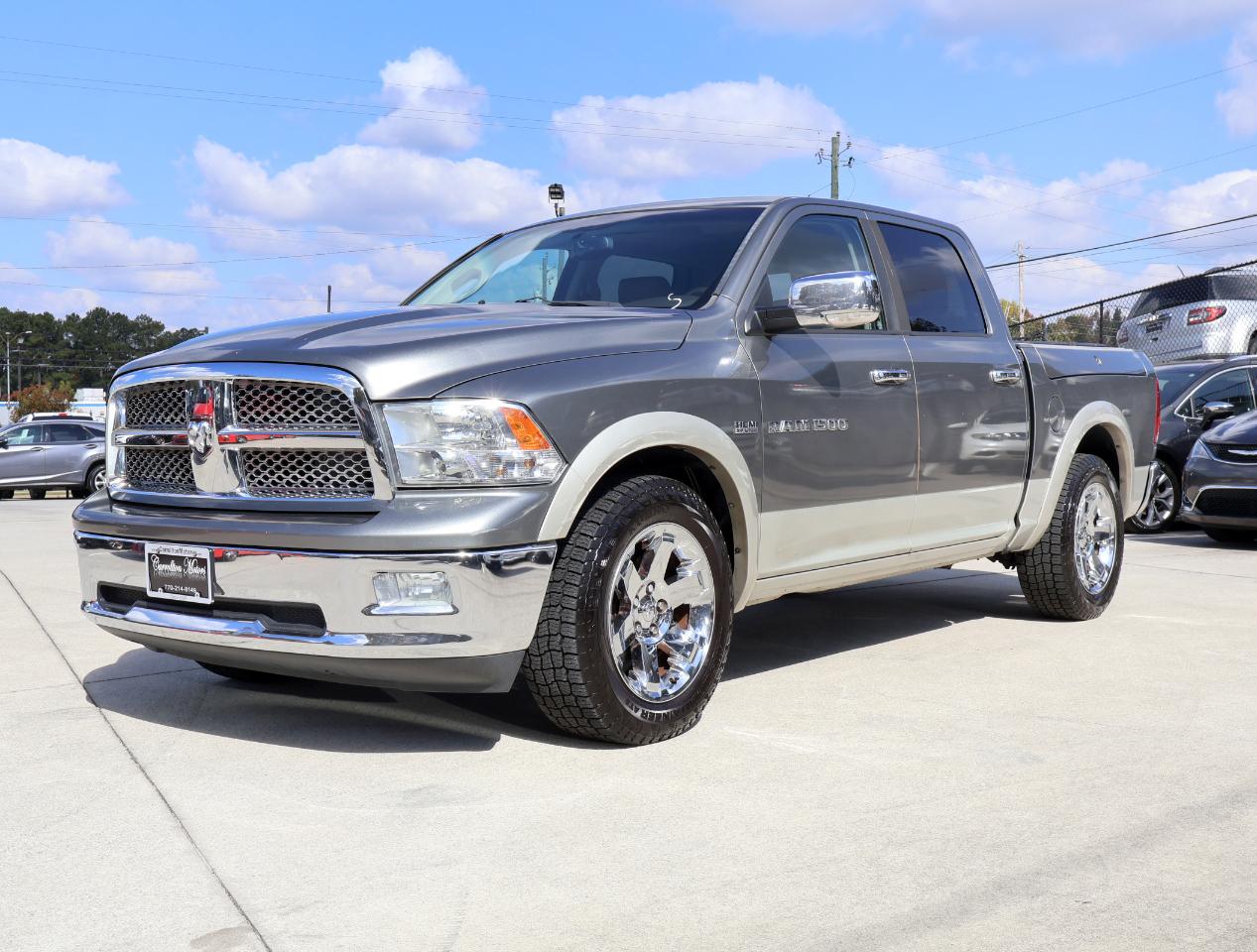 RAM 1500 Laramie Crew Cab 2WD 2011