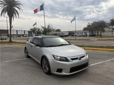 2011 Scion tC Sports Coupe 6-Spd AT