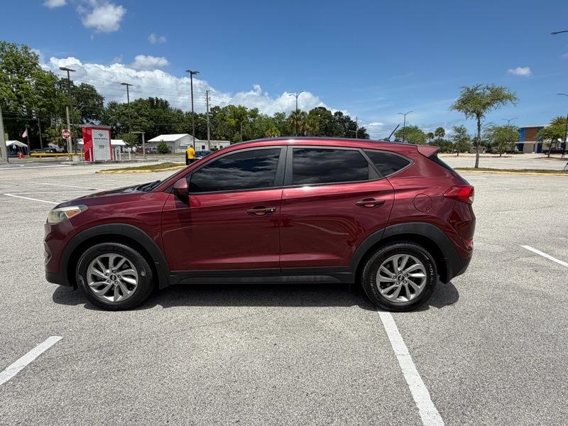 Hyundai Tucson SE 2016