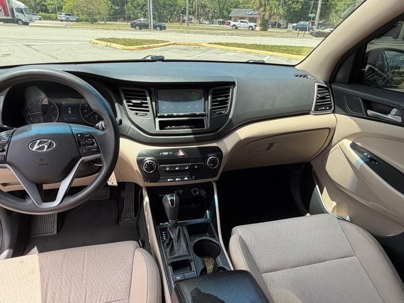 Hyundai Tucson SE 2016