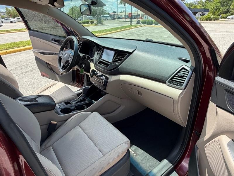 Hyundai Tucson SE 2016