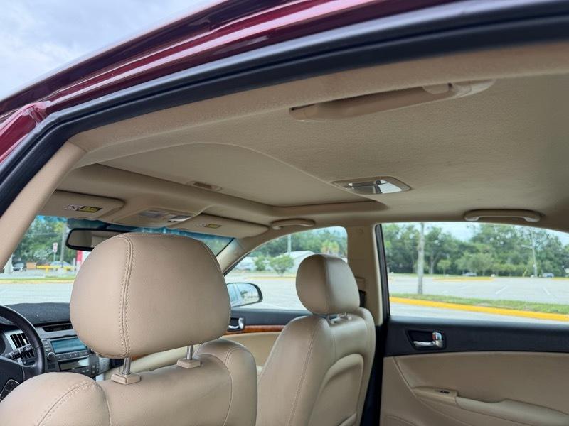 Hyundai Sonata SE 2010