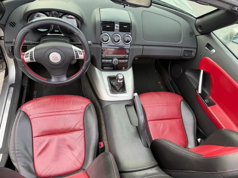 Saturn Sky Red Line 2008