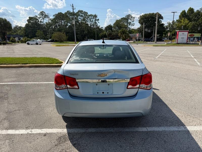 Chevrolet Cruze 2LS 2011