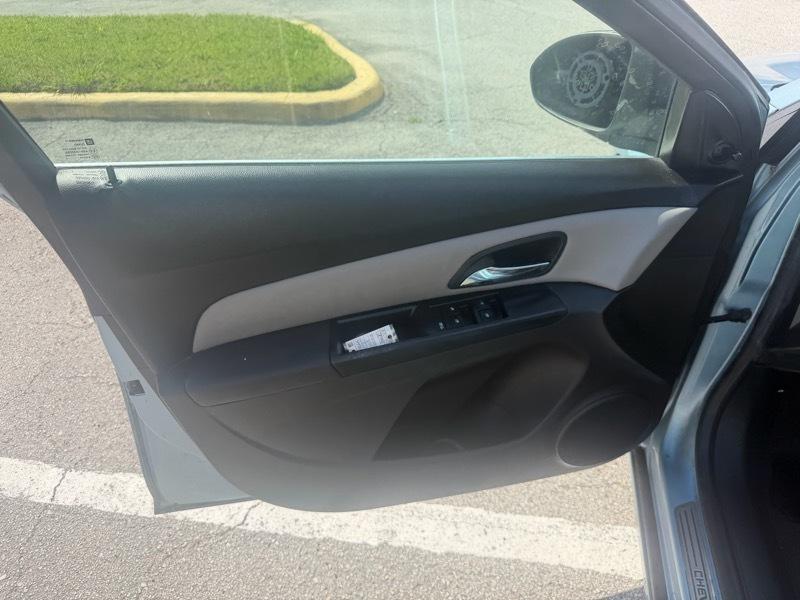 Chevrolet Cruze 2LS 2011