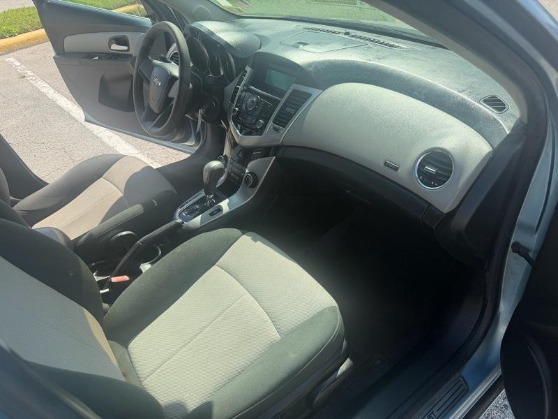Chevrolet Cruze 2LS 2011