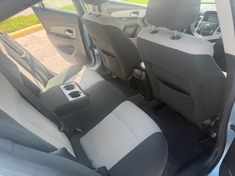 Chevrolet Cruze 2LS 2011