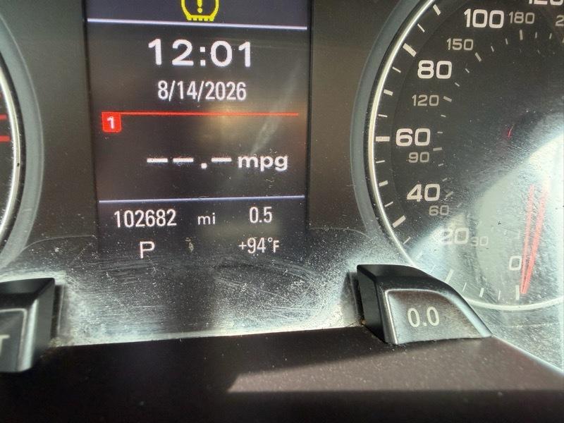 Audi A4 2.0T Sedan quattro Tiptronic 2010