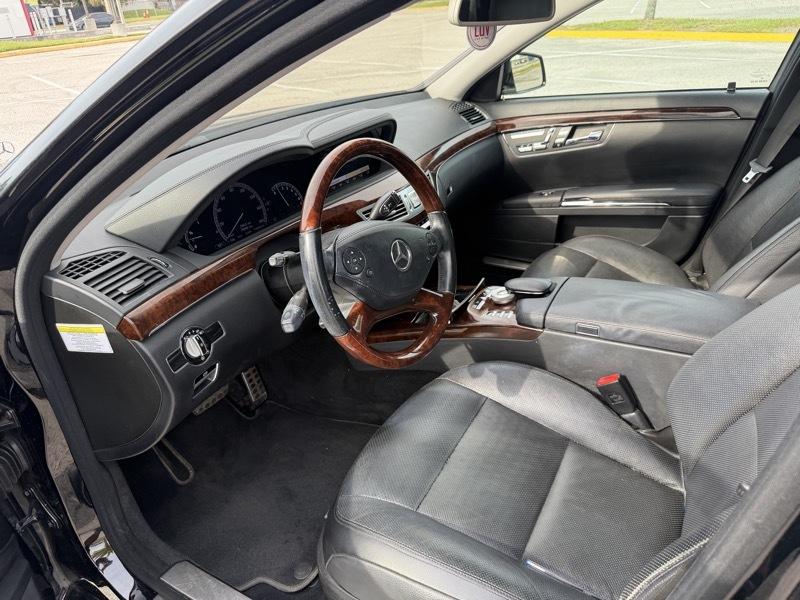 Mercedes-Benz S-Class S550 2013