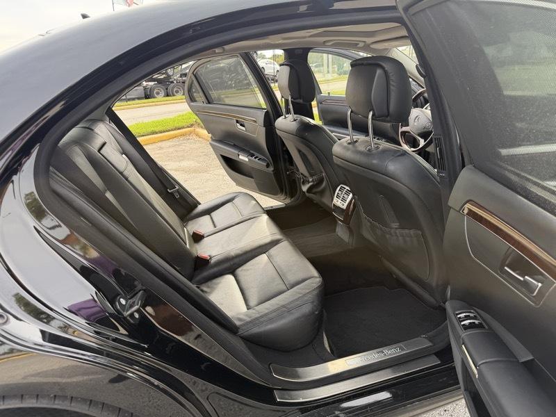 Mercedes-Benz S-Class S550 2013
