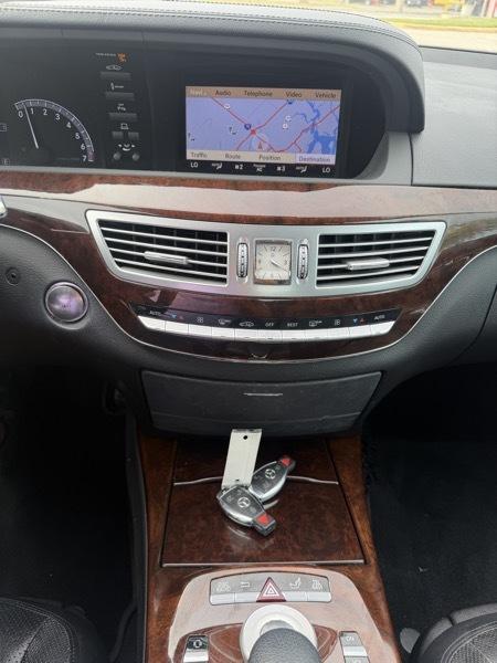Mercedes-Benz S-Class S550 2013