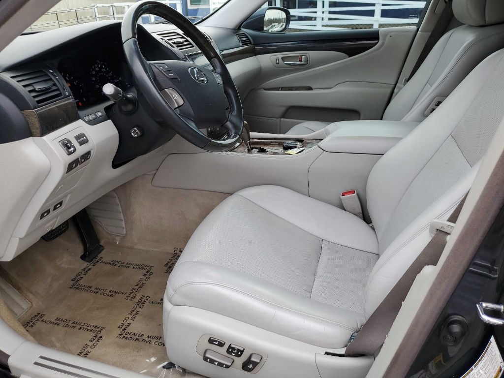 Lexus LS 460 4dr Sdn 2008 Lexus LS 460 4dr Sdn 2008