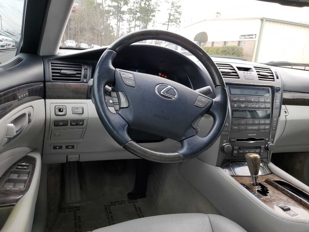 Lexus LS 460 4dr Sdn 2008 Lexus LS 460 4dr Sdn 2008