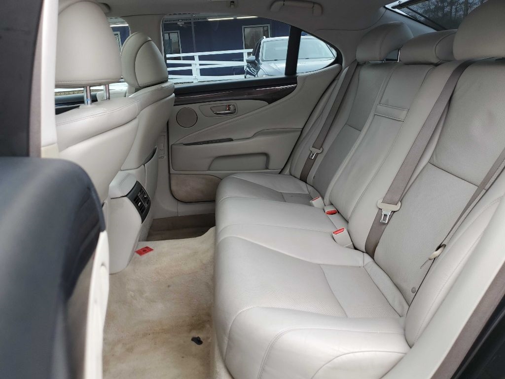 Lexus LS 460 4dr Sdn 2008 Lexus LS 460 4dr Sdn 2008