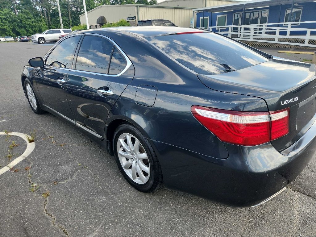 Lexus LS 460 4dr Sdn 2008 Lexus LS 460 4dr Sdn 2008