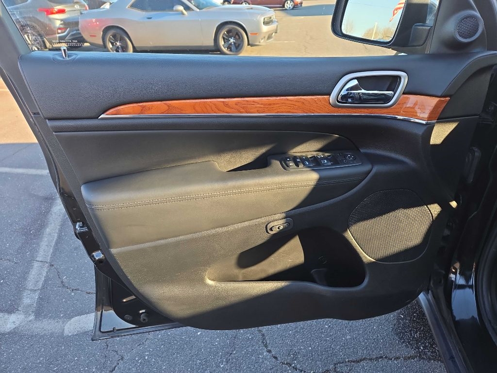 Jeep Grand Cherokee Overland 4WD 2013