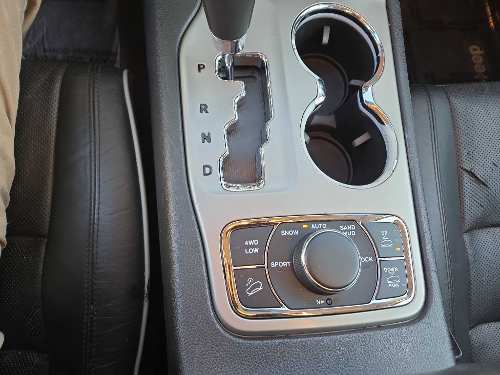 Jeep Grand Cherokee Overland 4WD 2013