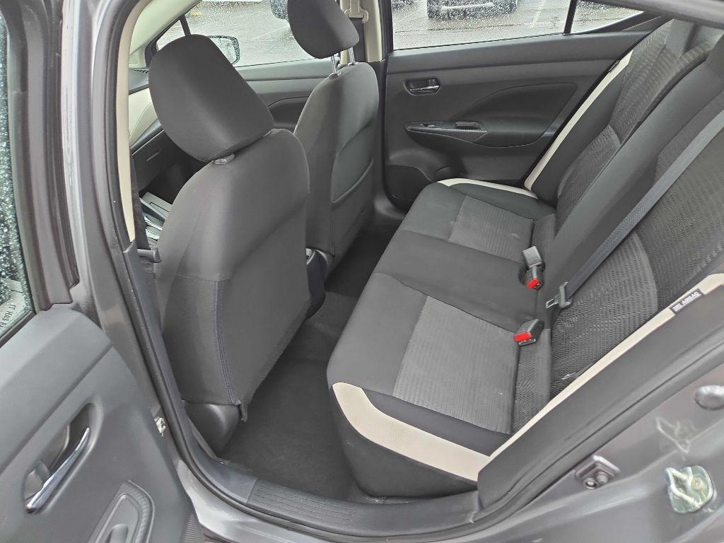 Nissan Versa SV 2021
