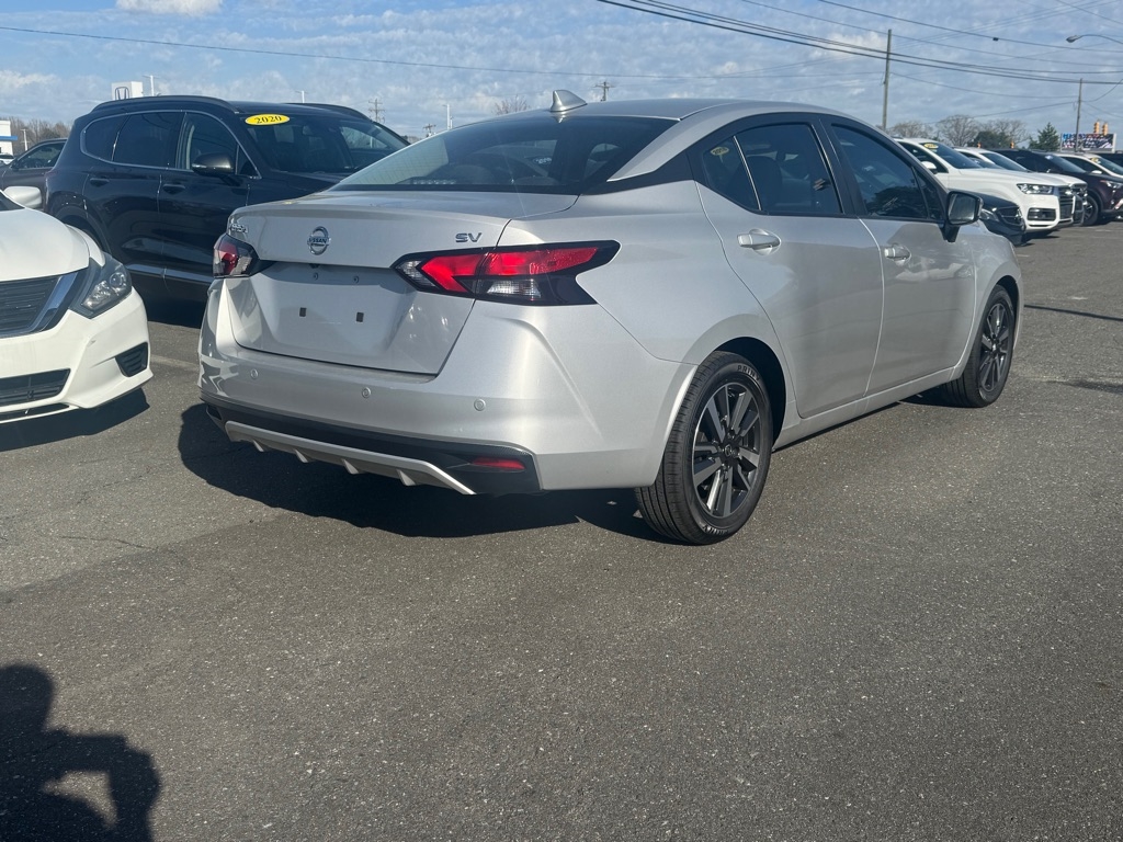 Nissan Versa SV 2021