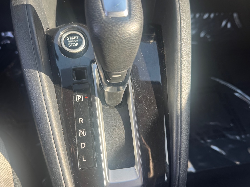 Nissan Versa SV 2021