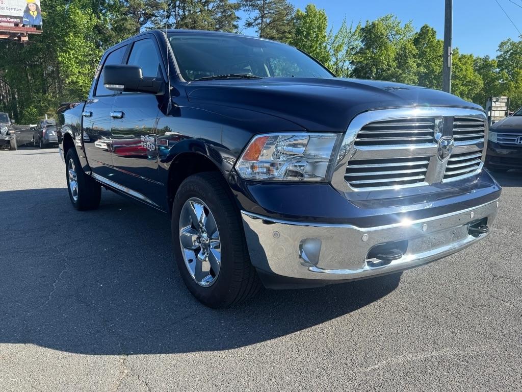 RAM 1500 SLT Crew Cab SWB 4WD 2016