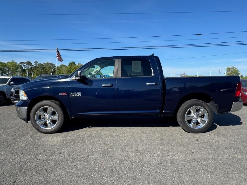 RAM 1500 SLT Crew Cab SWB 4WD 2016