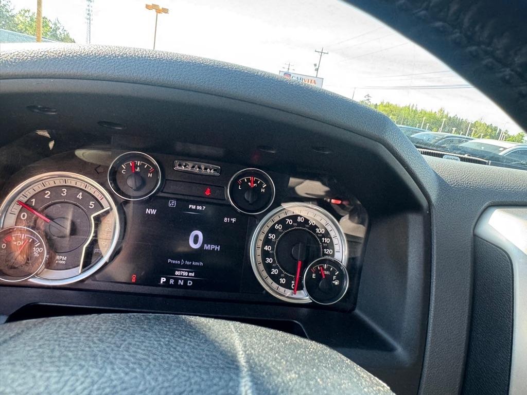 RAM 1500 SLT Crew Cab SWB 4WD 2016