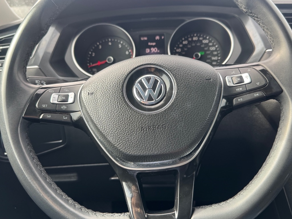 Volkswagen Tiguan SE 2020 Volkswagen Tiguan SE 2020