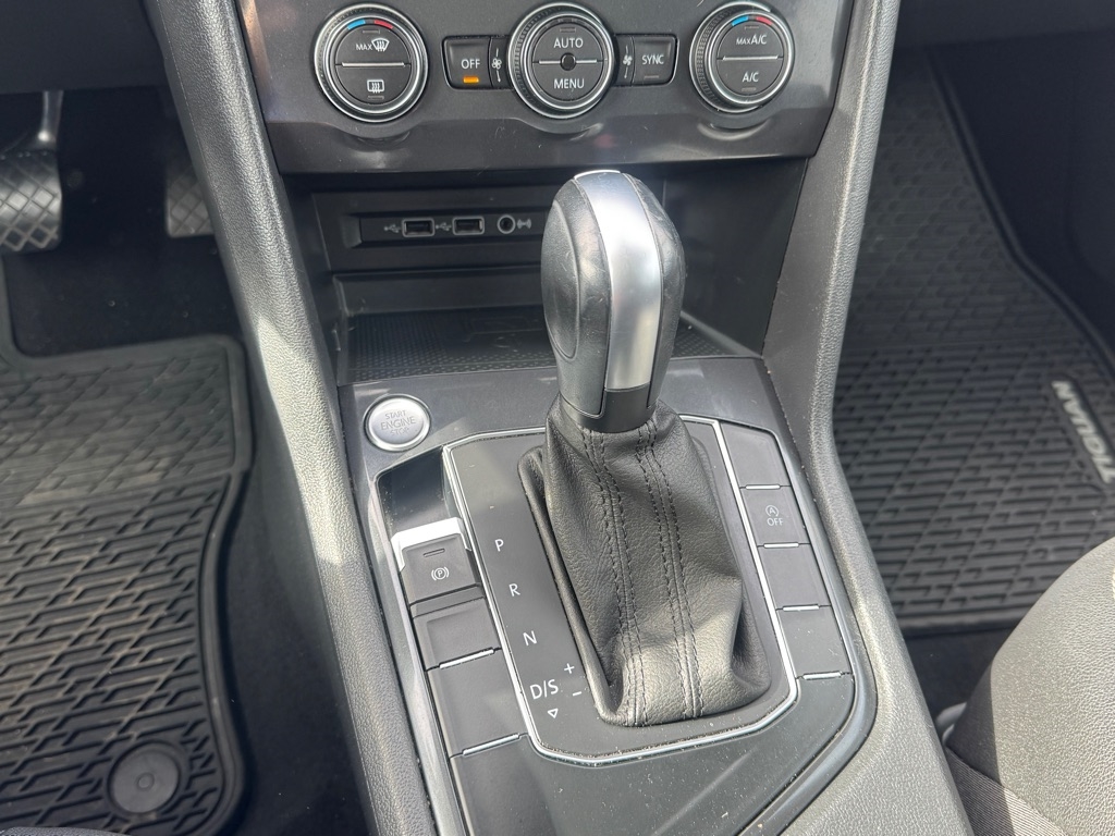 Volkswagen Tiguan SE 2020 Volkswagen Tiguan SE 2020