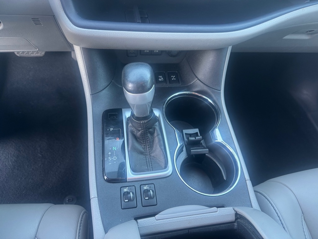 Toyota Highlander SE AWD V6 2018 Toyota Highlander SE AWD V6 2018