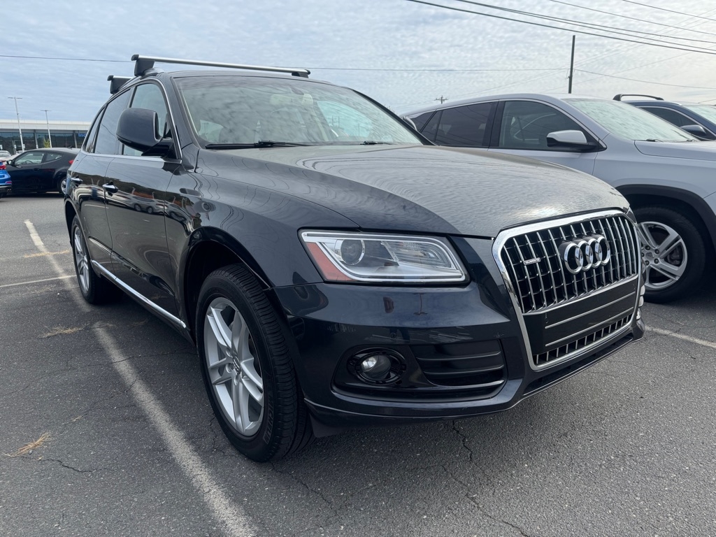 Audi Q5 2.0T Premium Plus quattro 2017 Audi Q5 2.0T Premium Plus quattro 2017