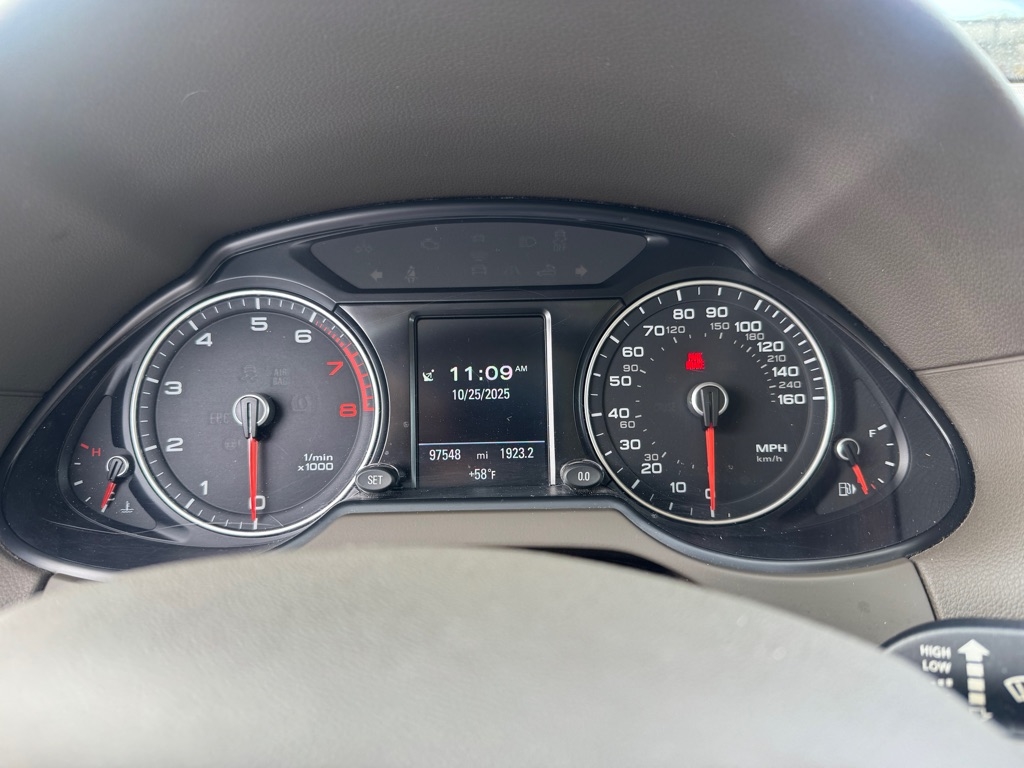 Audi Q5 2.0T Premium Plus quattro 2017 Audi Q5 2.0T Premium Plus quattro 2017