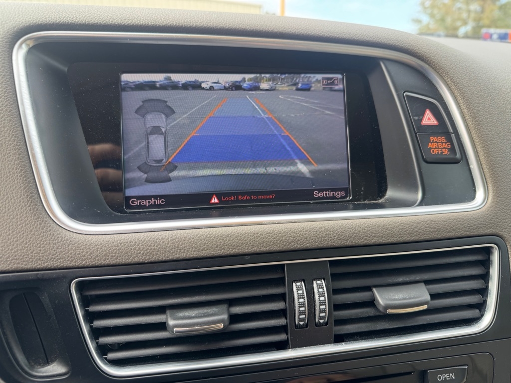 Audi Q5 2.0T Premium Plus quattro 2017 Audi Q5 2.0T Premium Plus quattro 2017