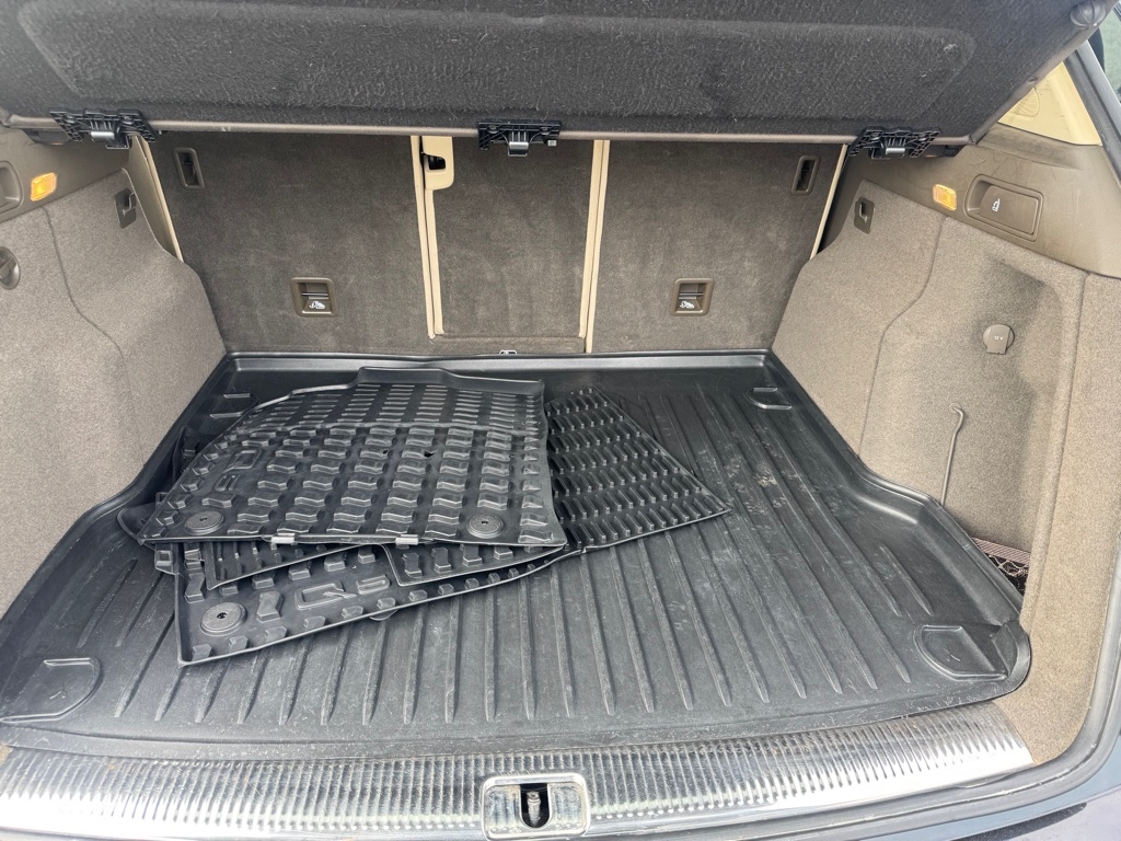 Audi Q5 2.0T Premium Plus quattro 2017 Audi Q5 2.0T Premium Plus quattro 2017