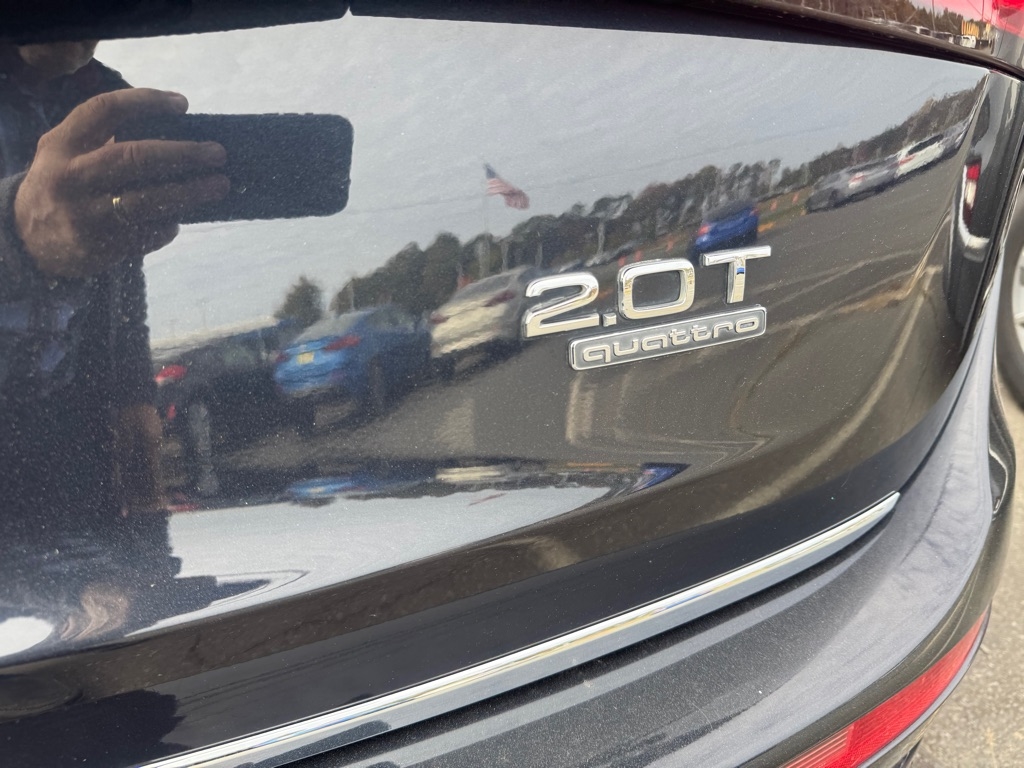 Audi Q5 2.0T Premium Plus quattro 2017 Audi Q5 2.0T Premium Plus quattro 2017