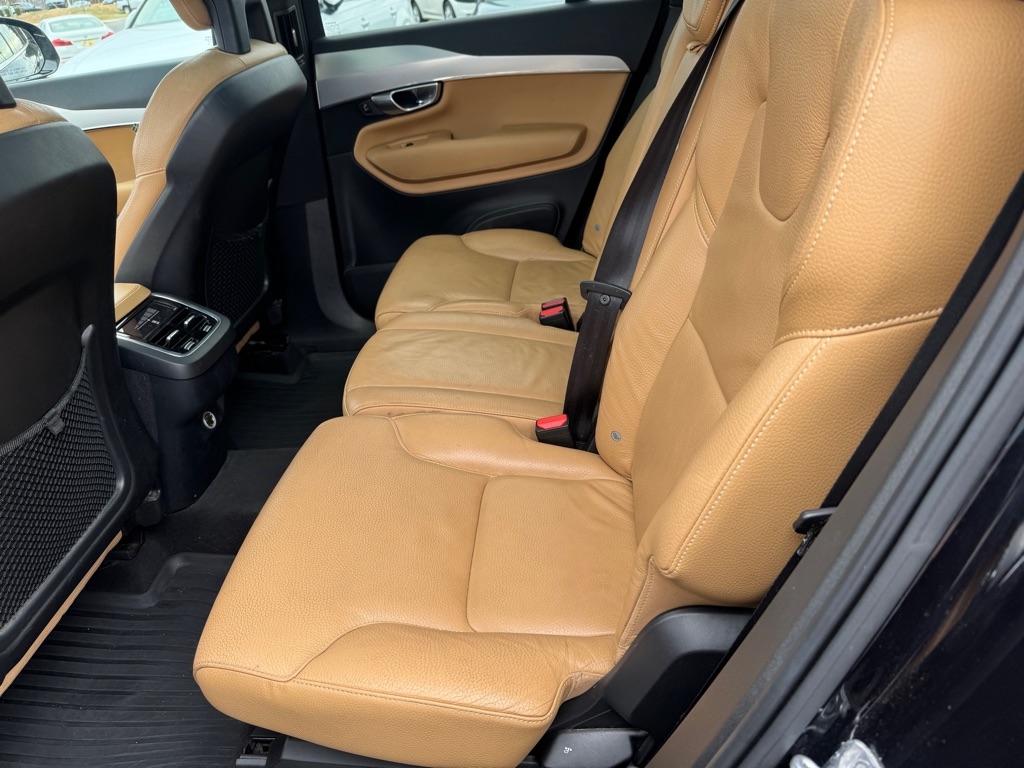 Volvo XC90 T6 Momentum AWD 2017