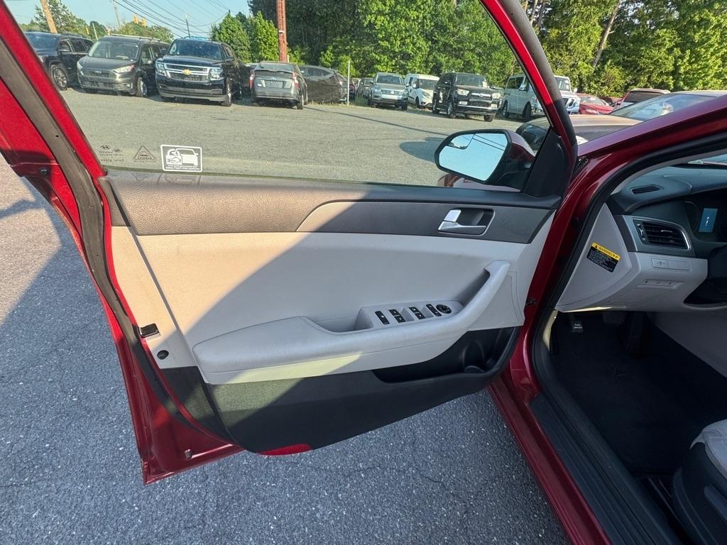 Hyundai Sonata SE 2015