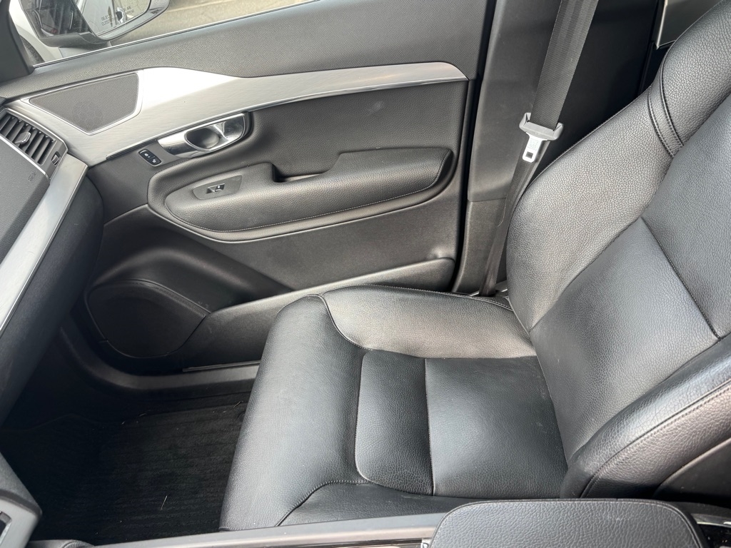 Volvo XC90 T6 Momentum AWD 2016