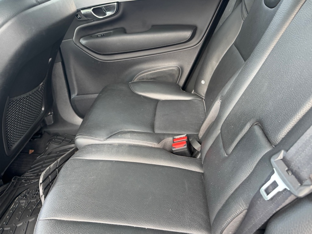 Volvo XC90 T6 Momentum AWD 2016