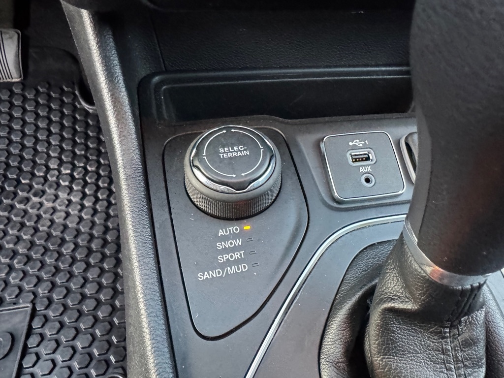 Jeep Cherokee Latitude 4WD 2020